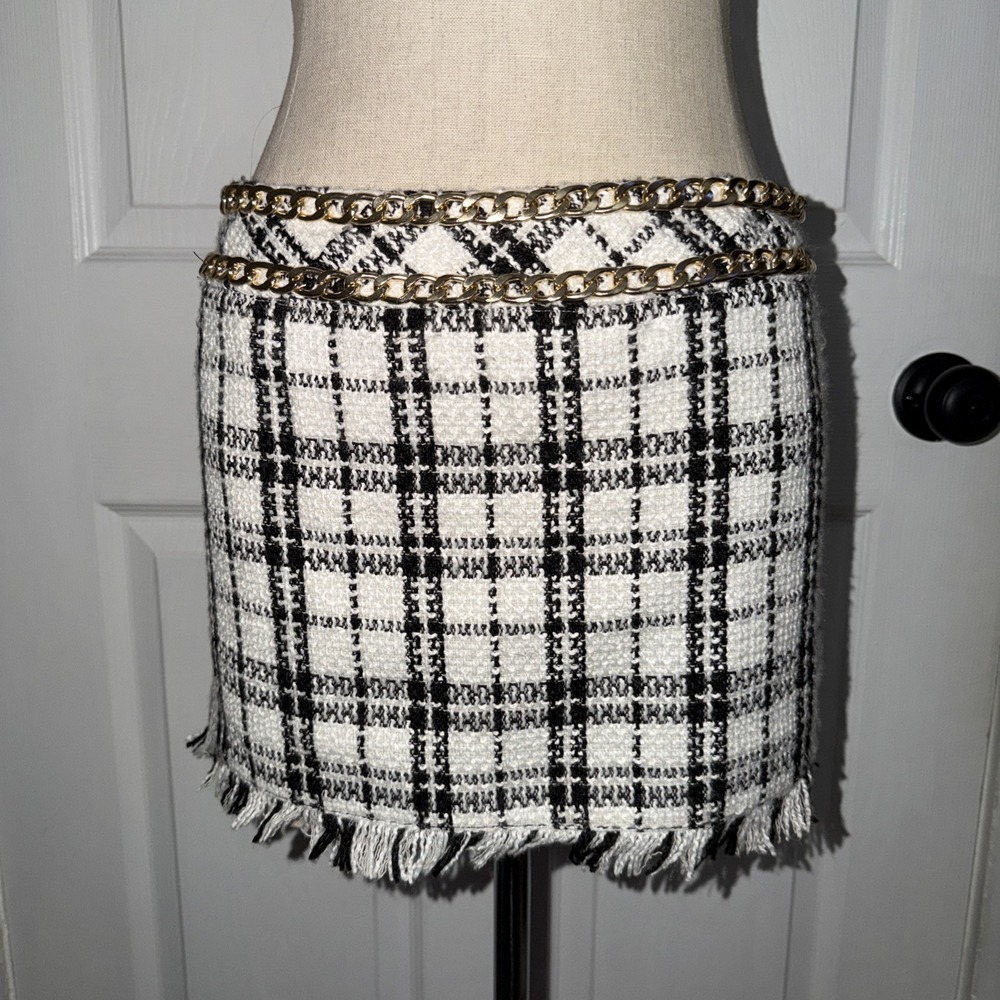NBD Franca Tweed Mini Skirt Black & White Gold Chain Size XS